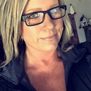 Meet your Posher, Debra